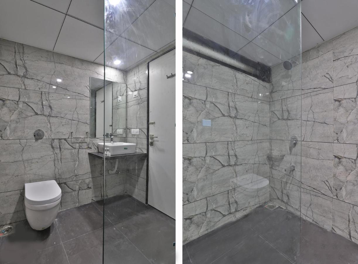 Hotel Privya Rooms And Banquet Surate Exterior foto